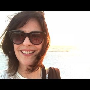 Meet your Posher, Deb